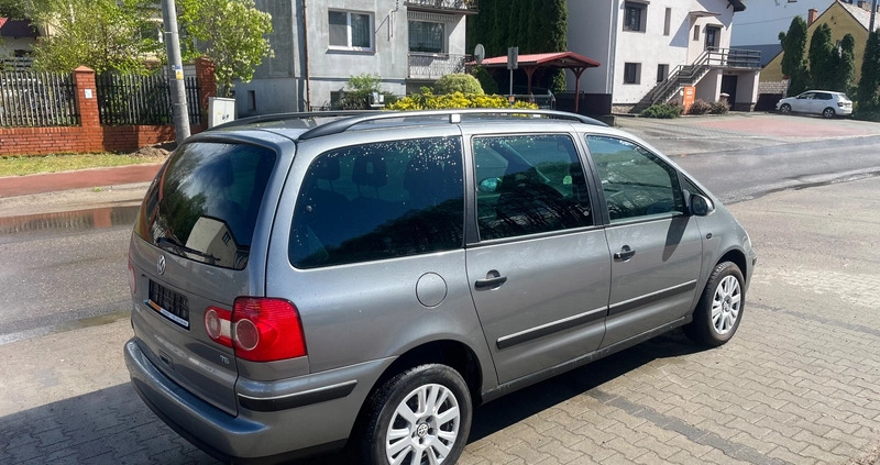 Volkswagen Sharan cena 14900 przebieg: 202000, rok produkcji 2005 z Chodzież małe 326